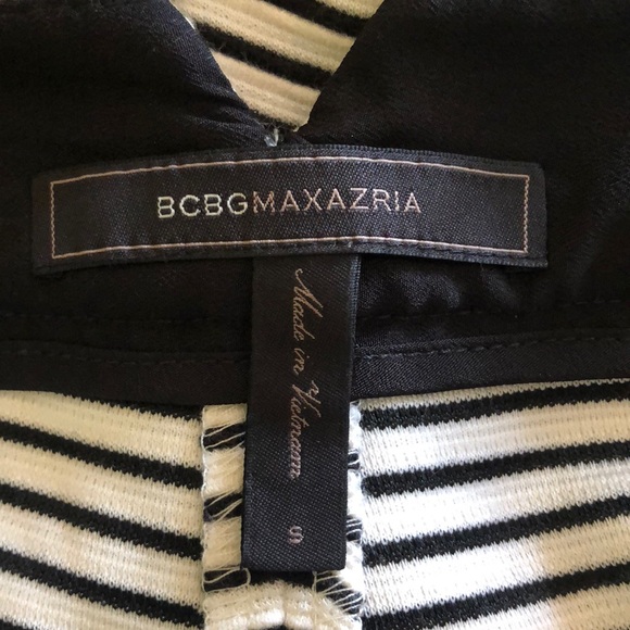 BCBGMaxAzria shorts - Picture 6 of 7